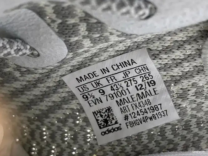 Yeshaya Non-Reflective FX4348 Yeezy Adidas 350 V2 Boost 0628